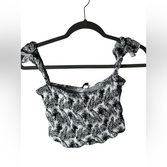 Lulus Palm Print Matching Set Crop Top and Maxi Skirt Black White Size Small - Picture 10 of 15